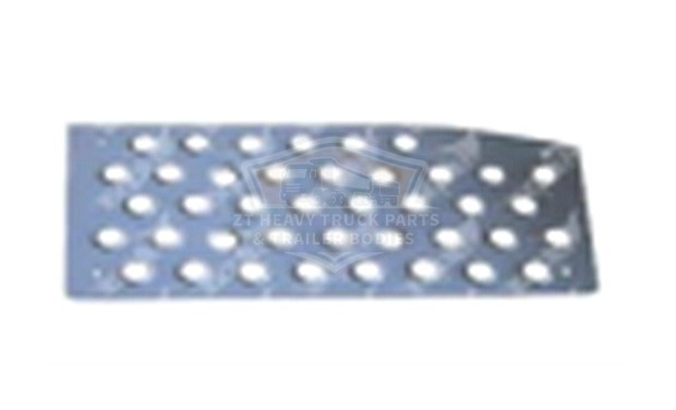 ACTROS STEP SHEET METAL UPPER RIGHT MEGA